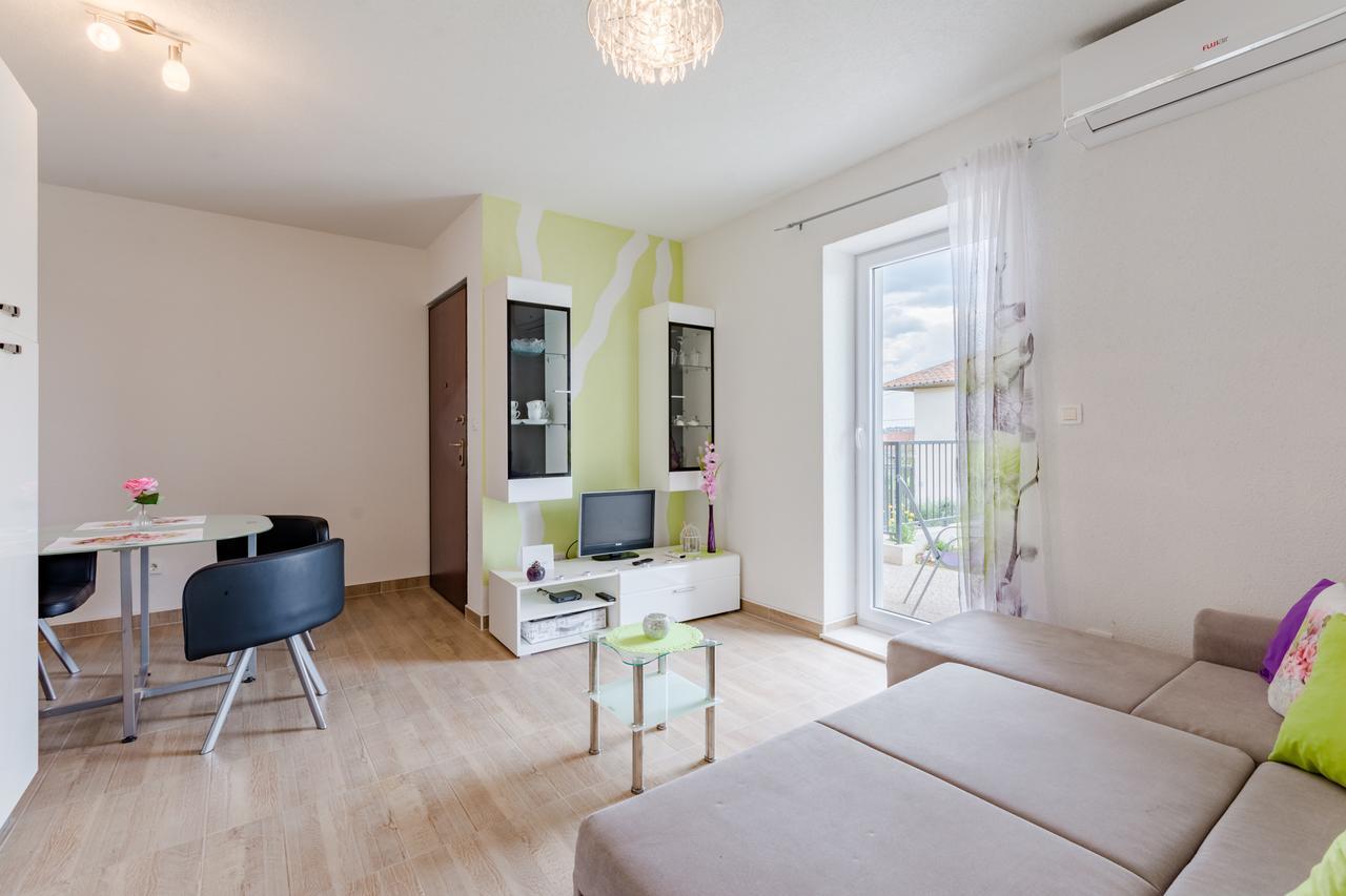 Apartment Anamaris Солин Экстерьер фото